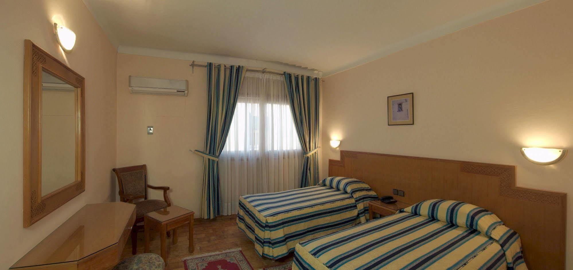 Hotel Splendid Fez Esterno foto